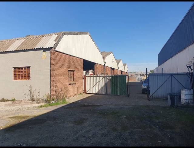 350M² FACTORY RENTED IN BLACKHEATH INDUSTRIAL